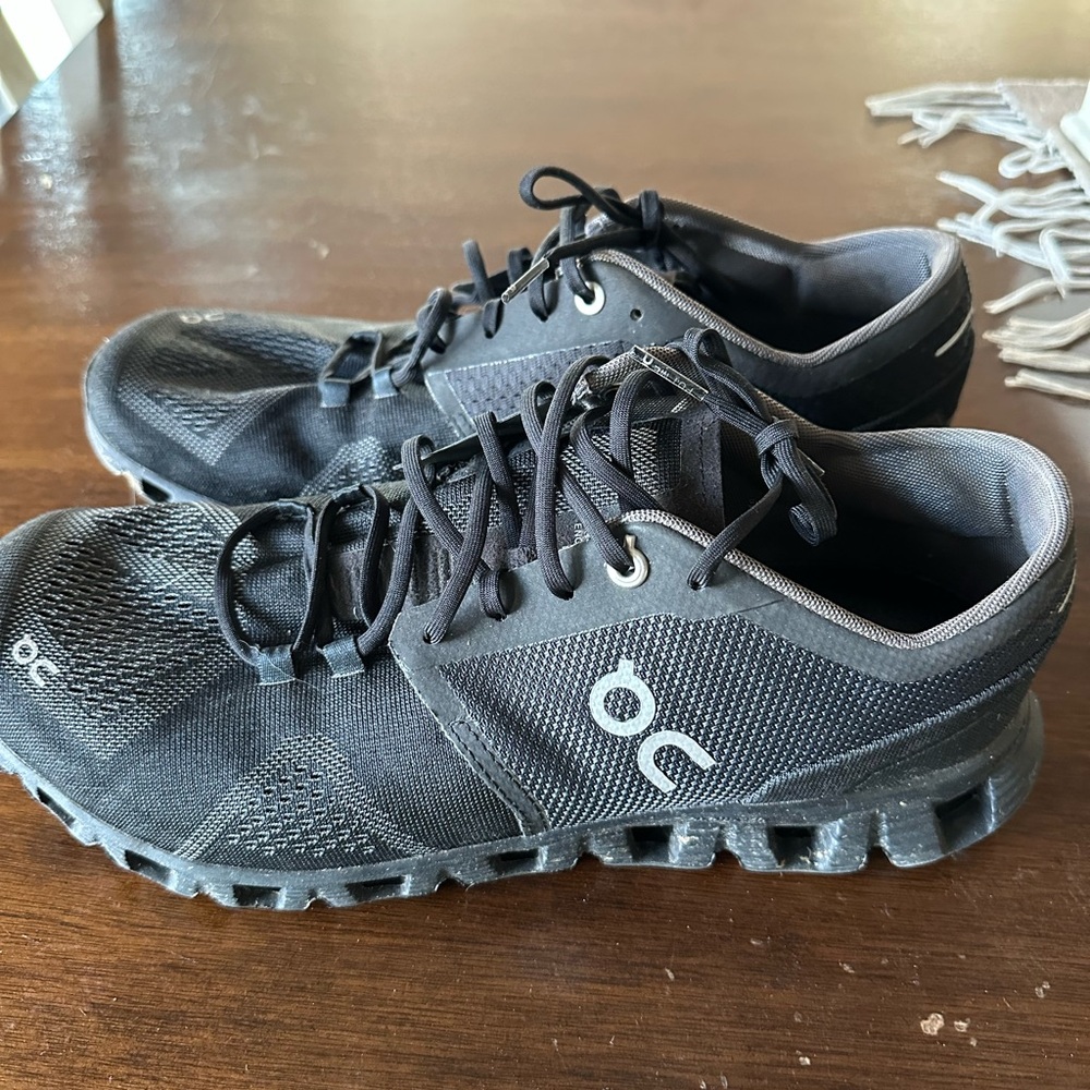 On Running Men's Black Shoes